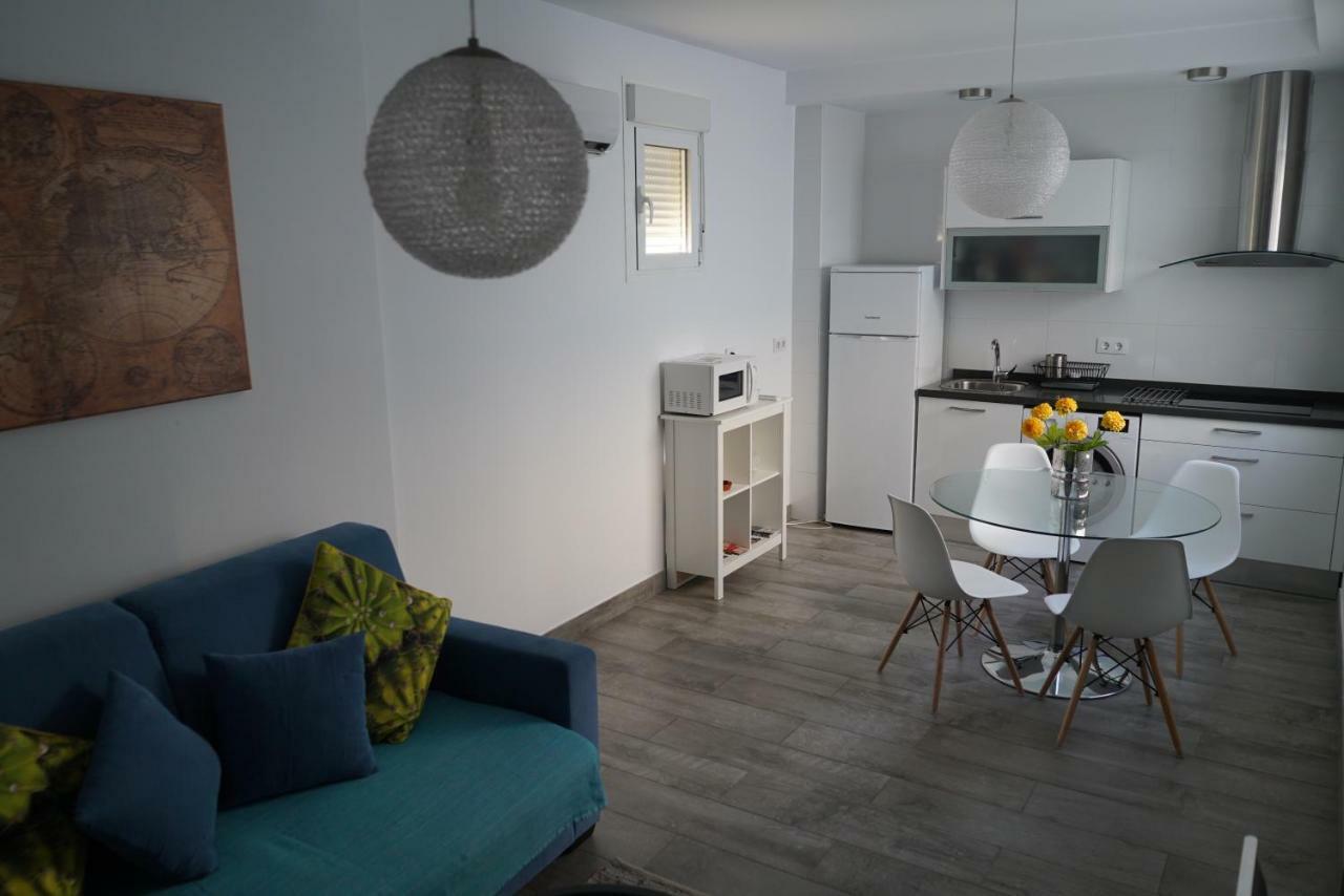 Atico Con Terraza En Alameda De Hercules Appartement